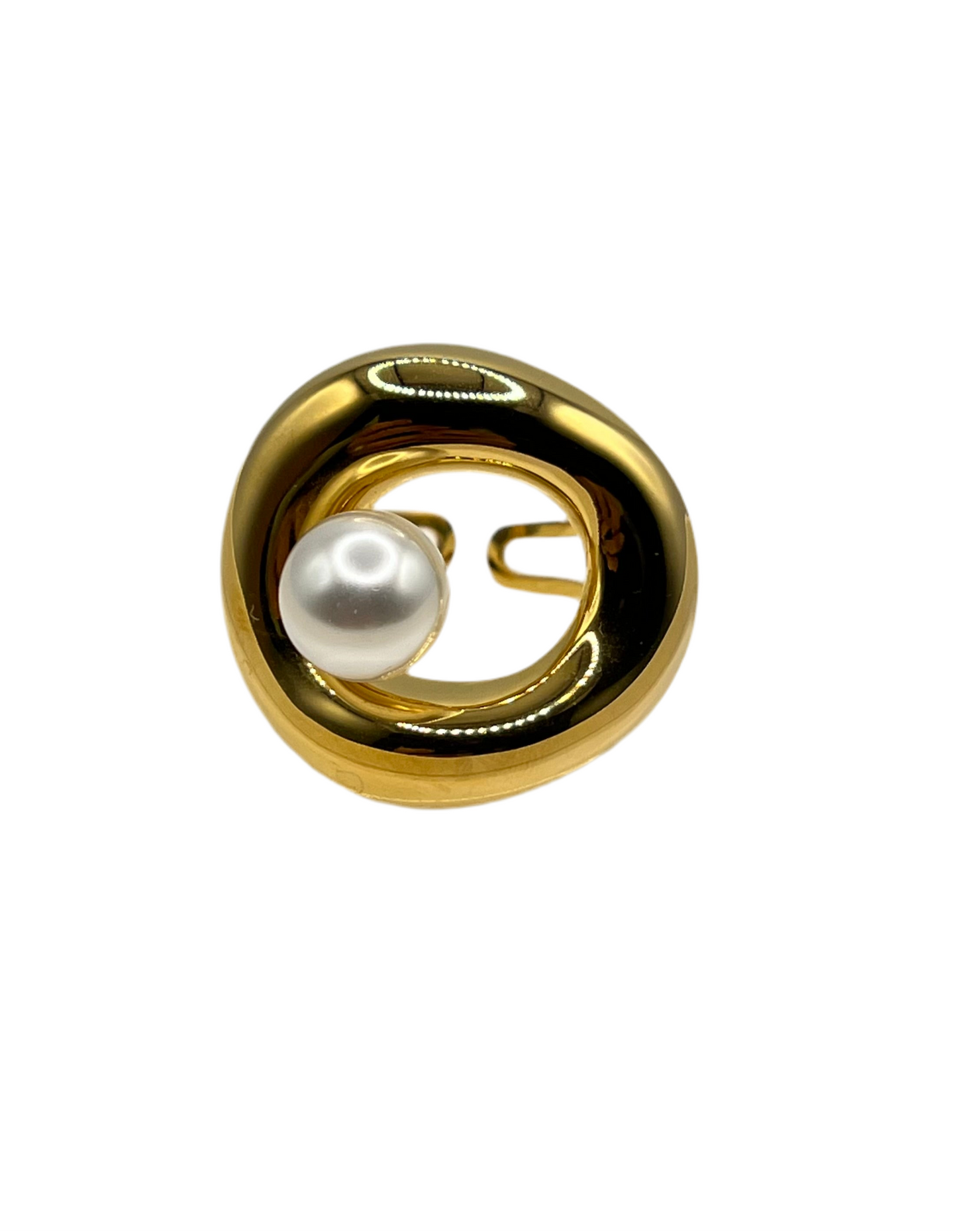 Pearl on Gold